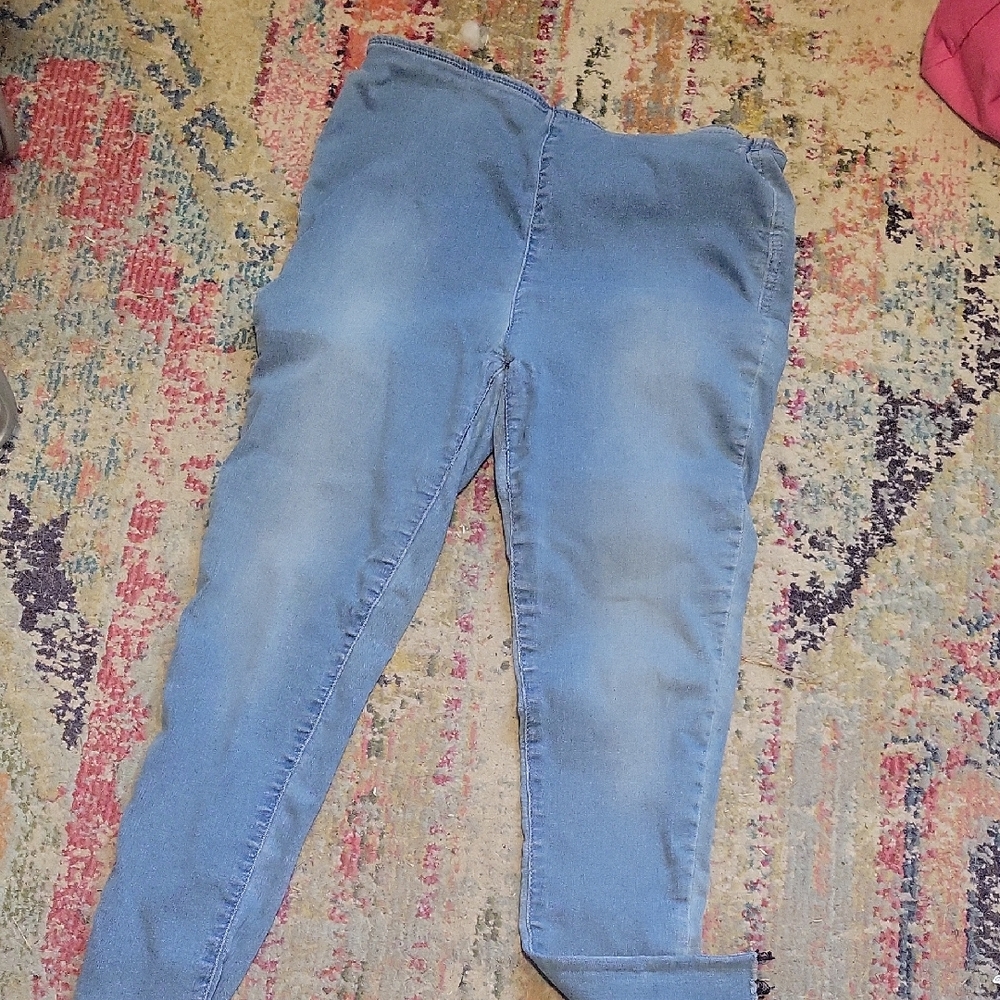 Free People Light Wash Stretch Jeggings